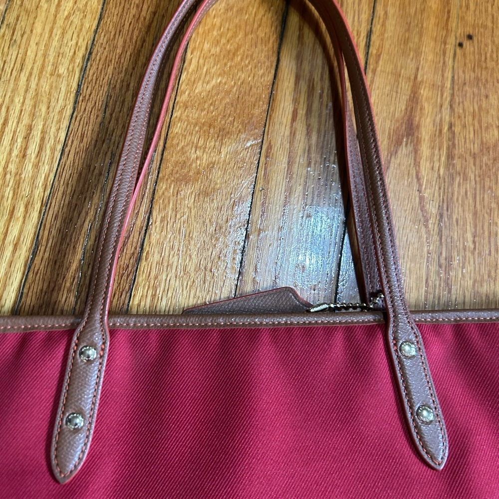 Coach Sawyer Tote Classic Red Canvas Pockets Deep Wide Orange Interior - Picture 10 of 16